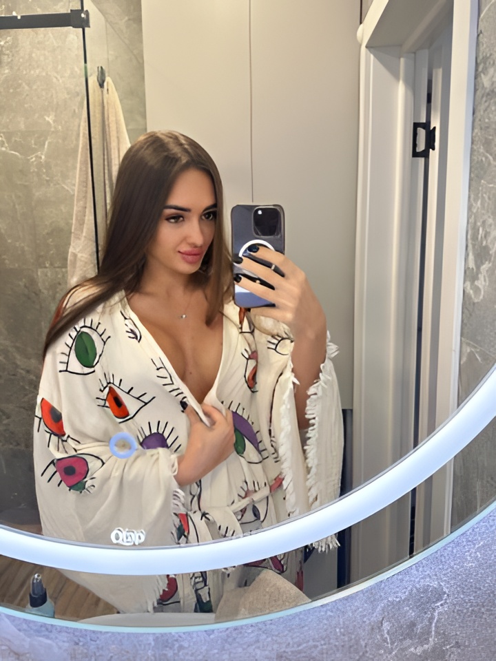 Людмила привлекательная девушка из Перми цена от 5000 руб