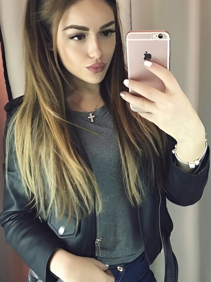 Мирослава привлекательная девушка из Перми цена от 1500 руб