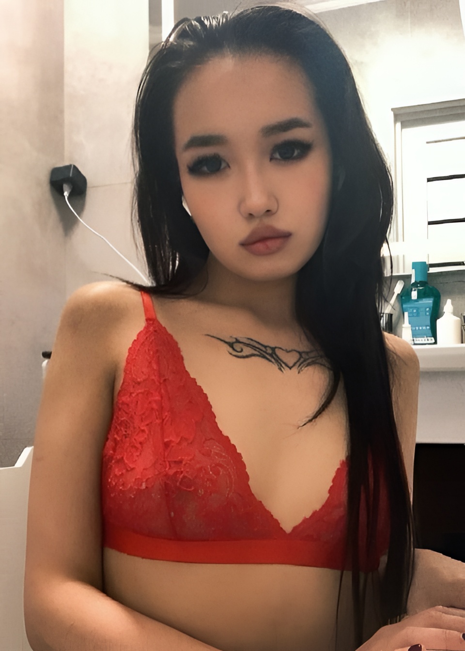 Дарина привлекательная девушка из Перми цена от 17000 руб